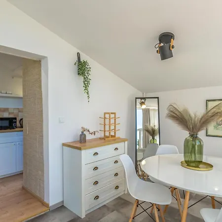 Stunning In With Wifi Apartment Medulin
