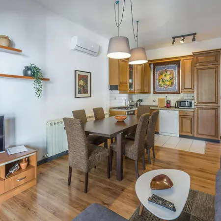 Stunning In With Wifi Apartment Medulin