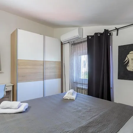 Stunning In With Wifi Apartment Medulin